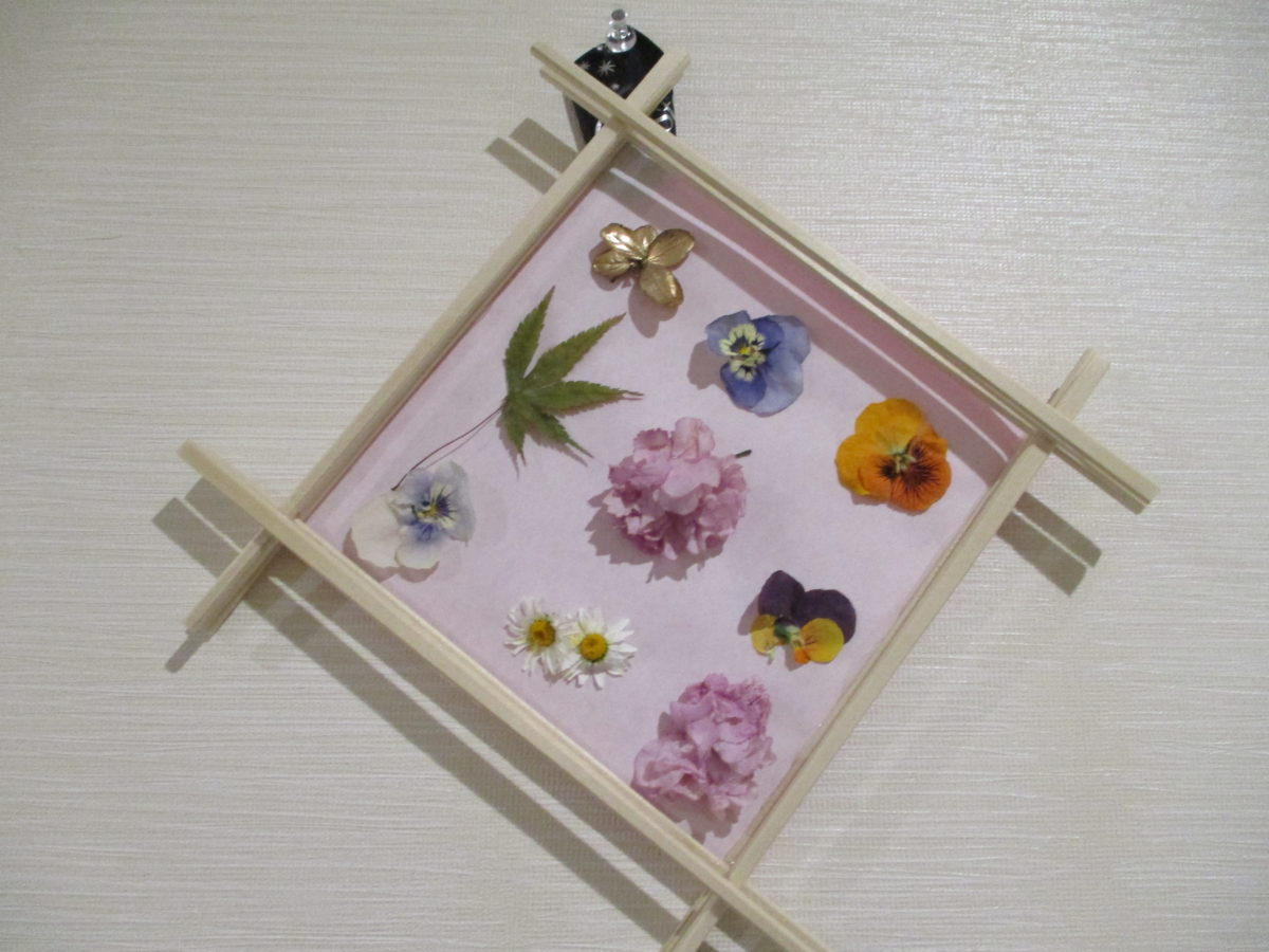 デイサービスで壁飾りを作りました